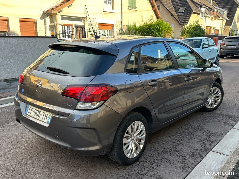 Citroën C4 II 1.2 PureTech 110 ch — photo 2
