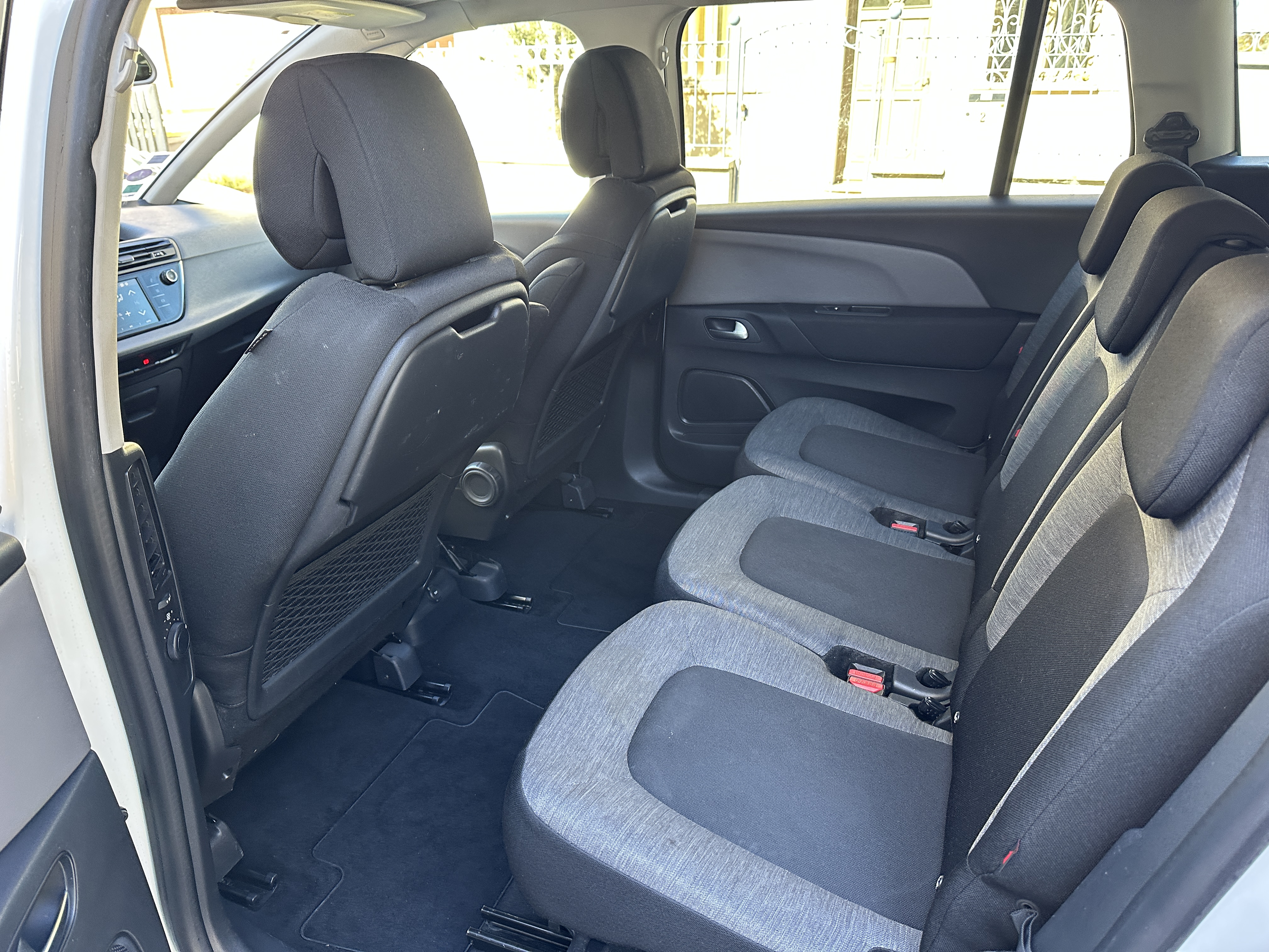 CITROËN C4 GRAND PICASSO II 1.2 THP 130 — photo 6